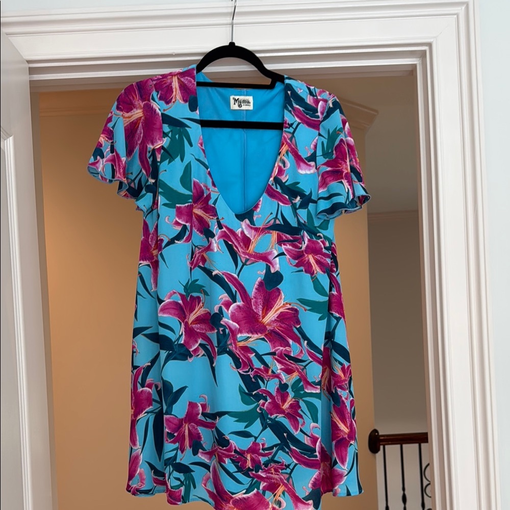 Show Me Your MuMu Bright Blue Top